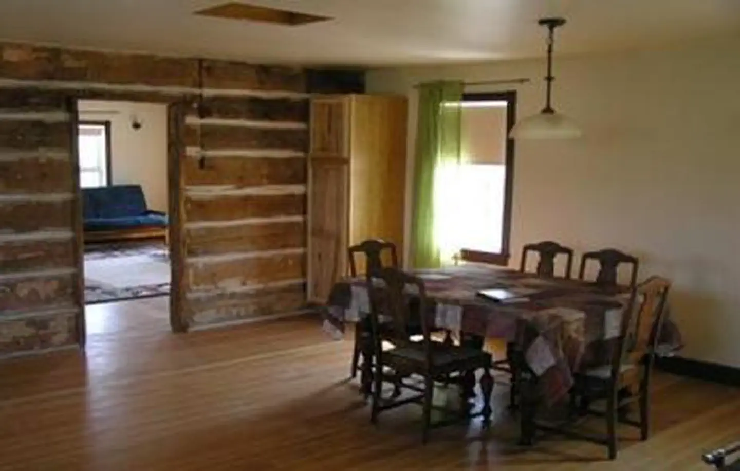 Henneberry House photo 2