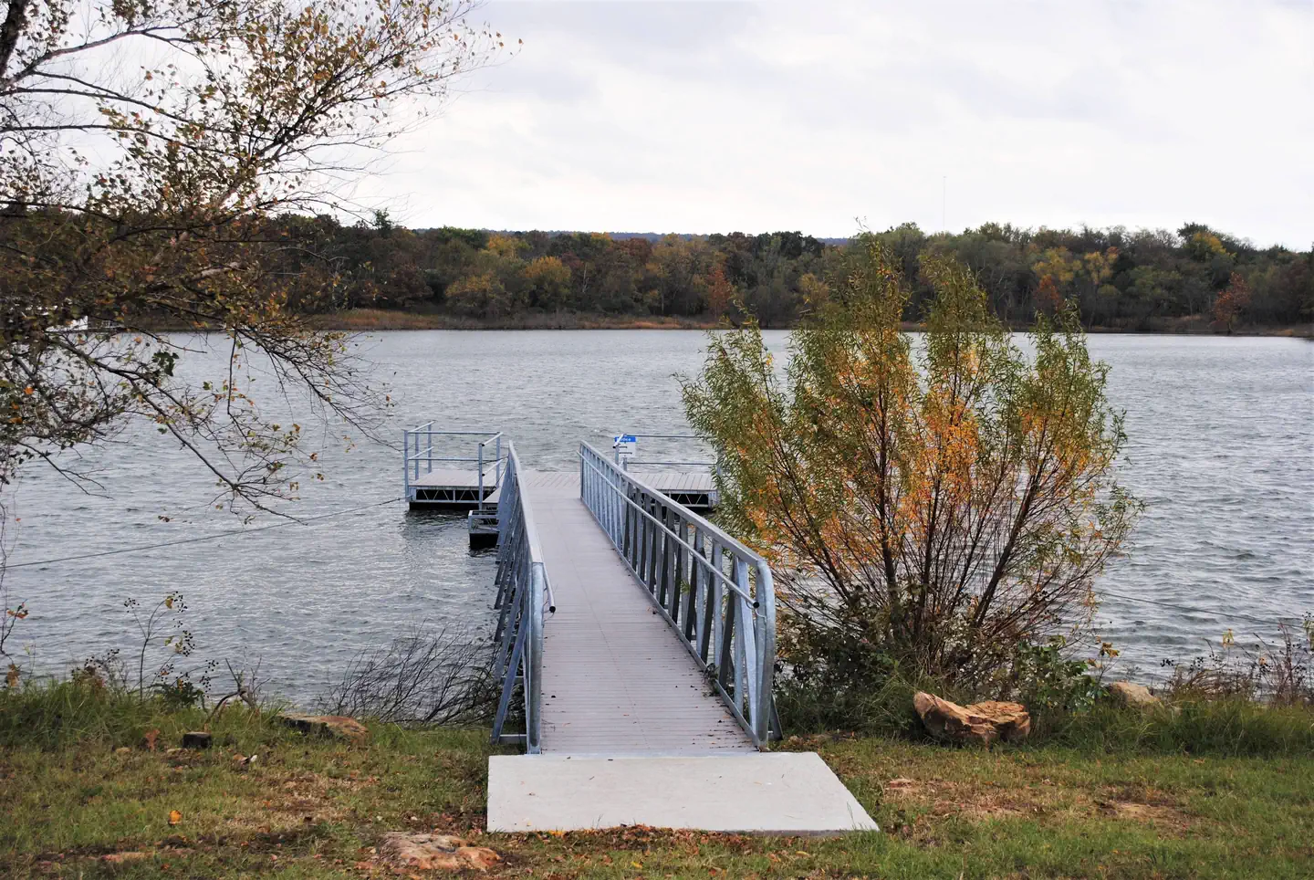 HIGHWAY 9 LANDING photo 2