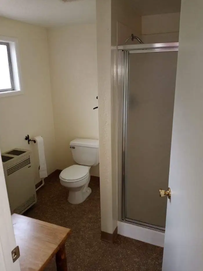 HIRZ CABIN photo 3