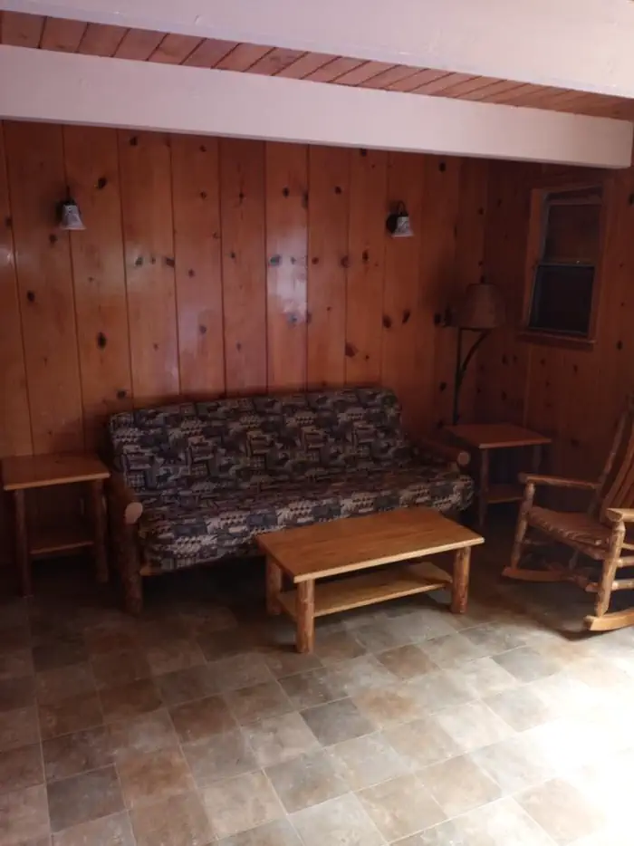 HIRZ CABIN photo 4