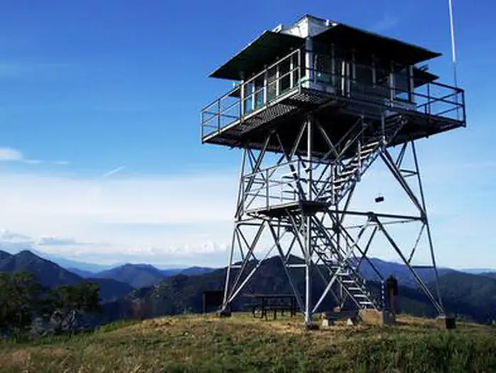 HIRZ MOUNTAIN LOOKOUT photo 4