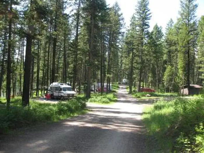 HOLLAND LAKE CAMPGROUND photo 5