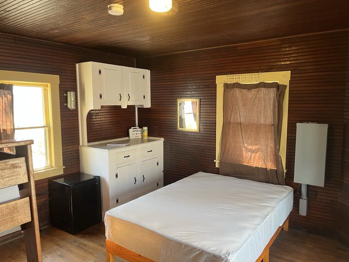 Hopkins Mountain Fireman's Cabin photo 4
