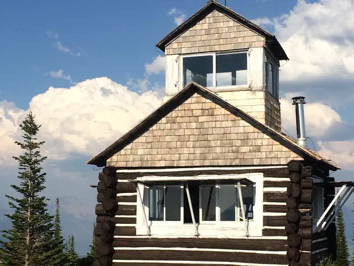 HORNET LOOKOUT photo 2