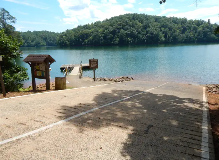 HORSESHOE POINT photo 4