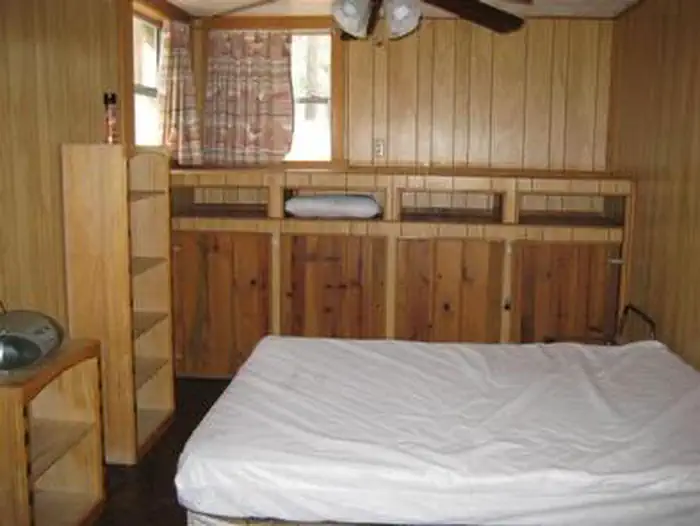HORSETHIEF CABIN photo 4