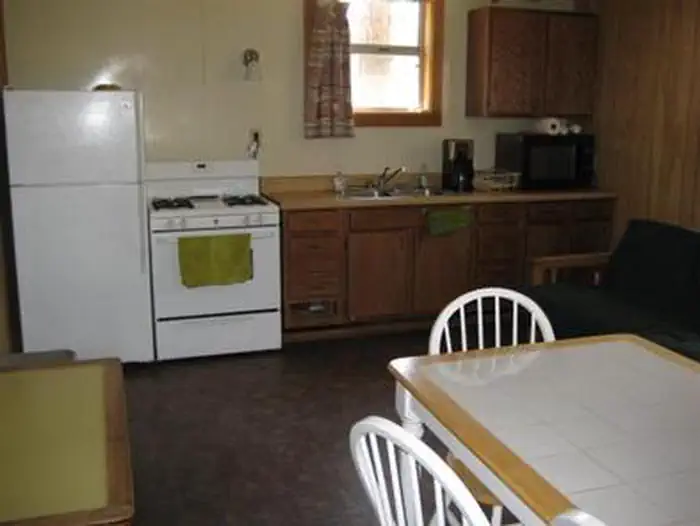 HORSETHIEF CABIN photo 5