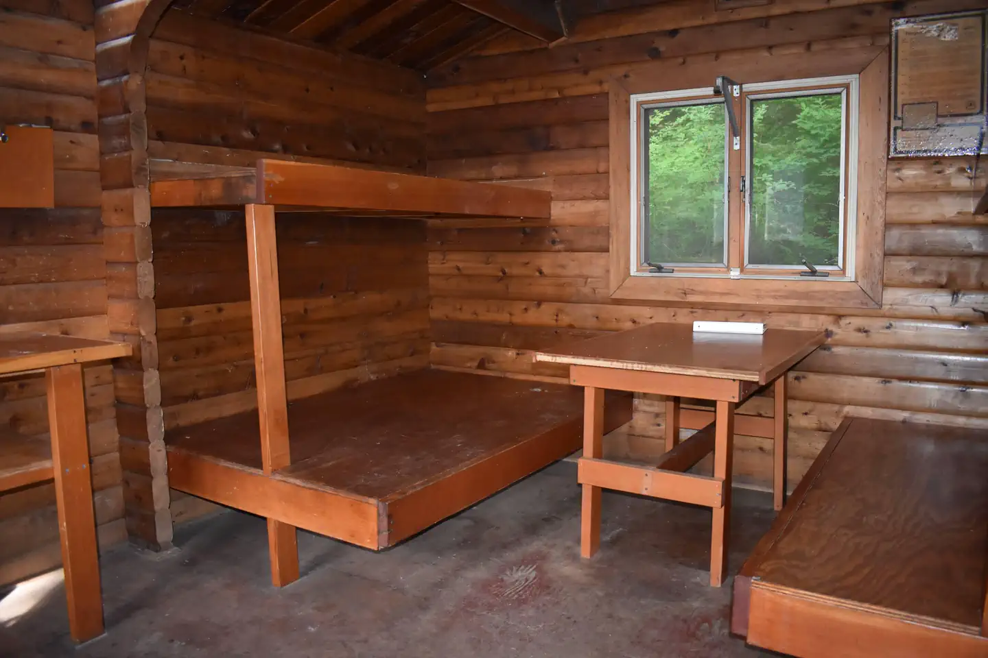 HUMPBACK LAKE CABIN photo 3