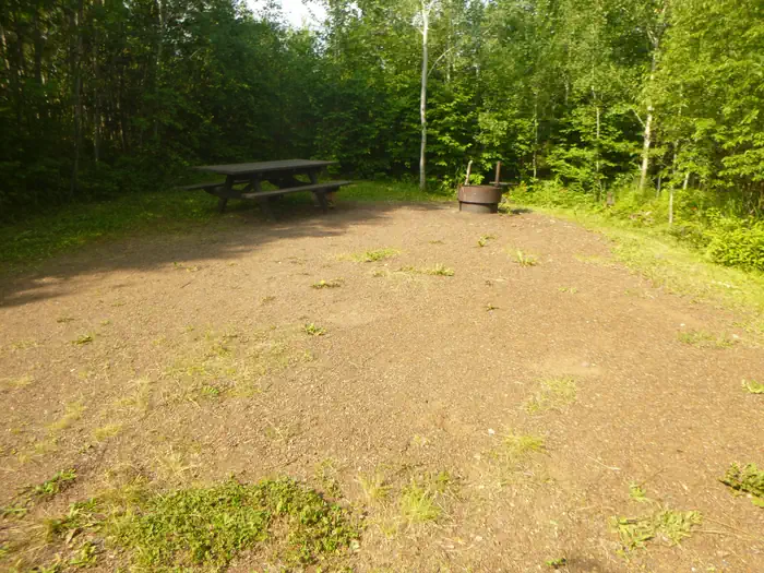 IRON LAKE photo 2