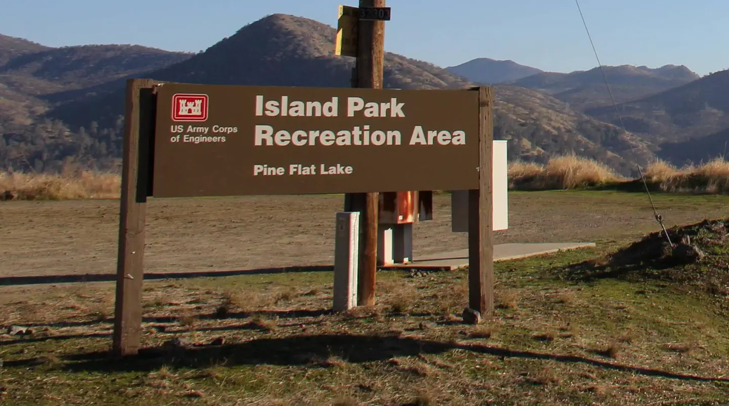 ISLAND PARK photo