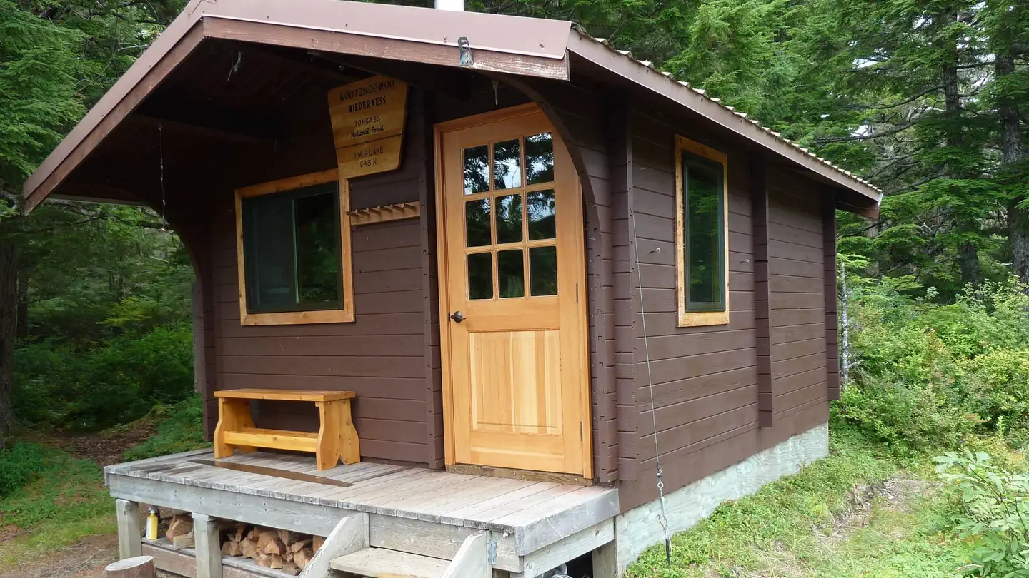 JIMS LAKE CABIN photo