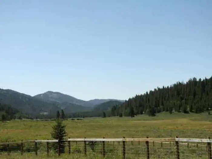 JOHNSON GUARD STATION photo 3