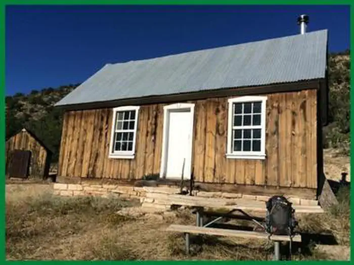 JUMPUP CABIN photo 5
