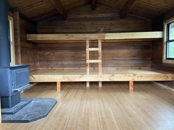 JUNEAU LAKE CABIN photo 3