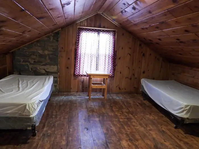KENDRICK CABIN photo 2