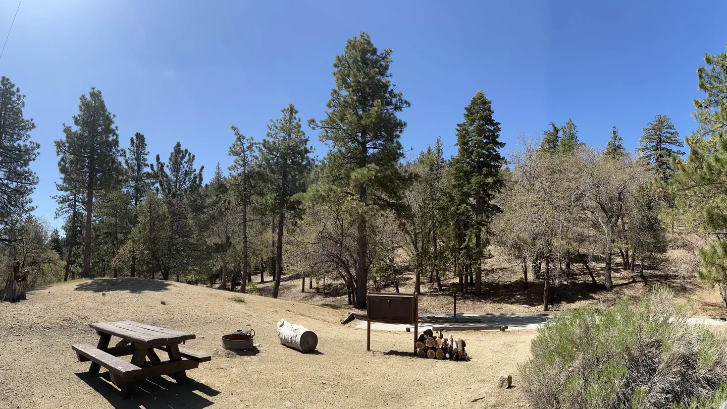 LAKE CAMPGROUND photo