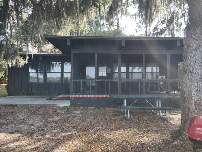 LAKE DORR CABIN photo 4