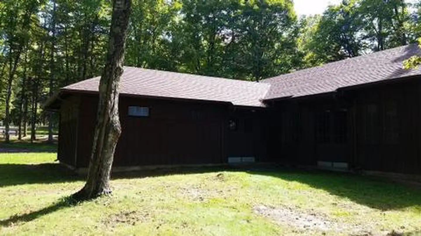 LAKE OTTAWA PAVILION photo 2