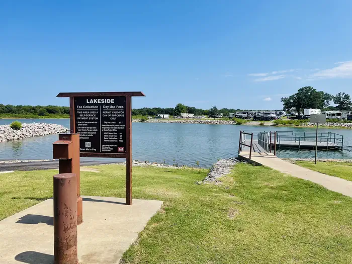 LAKESIDE (OK) photo