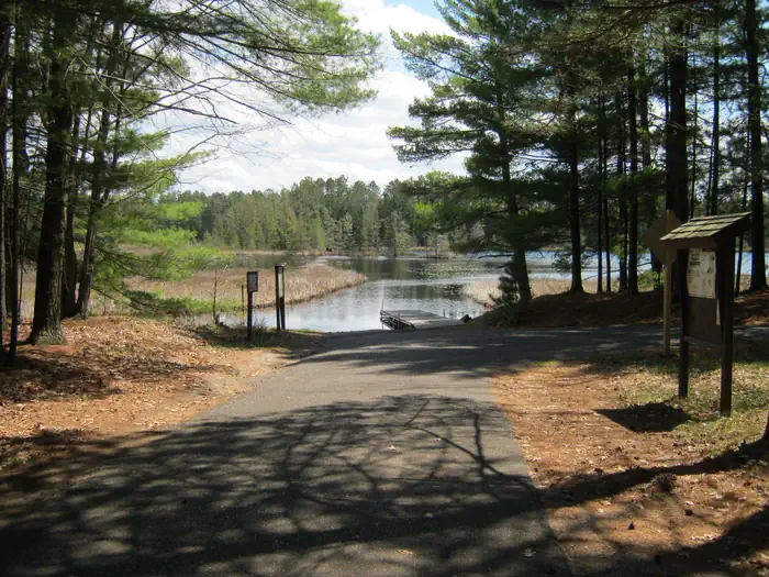 LAUREL LAKE CAMPGROUND photo 2