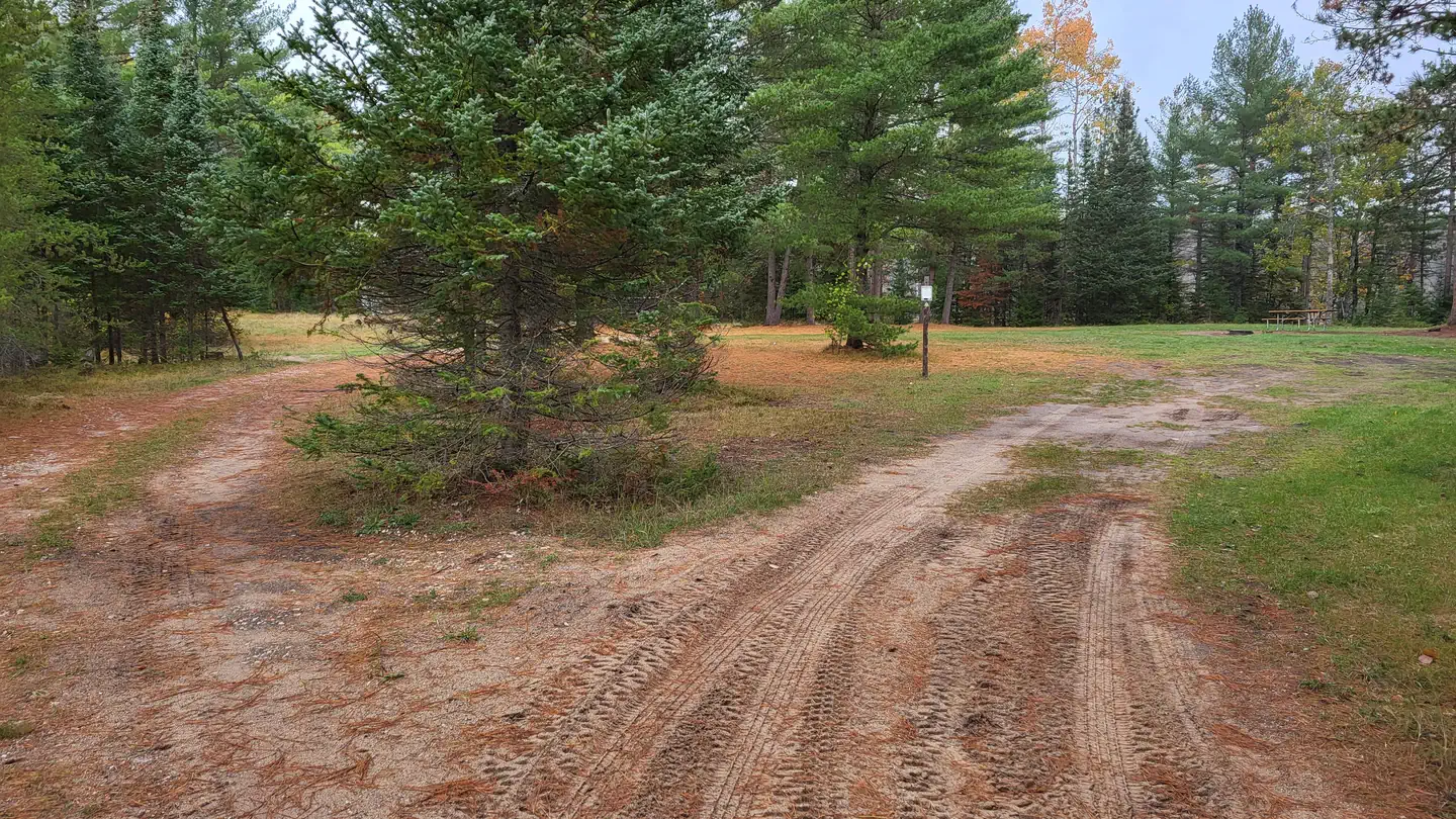 Leg Lake Campsites photo