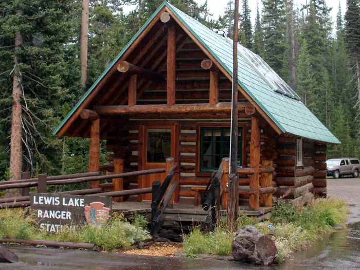 Lewis Lake Campground photo 3