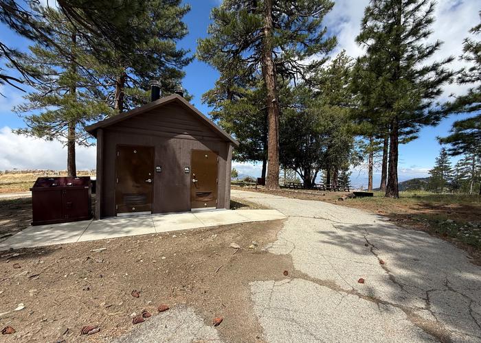 LIGHTNING POINT GROUP CAMPGROUND photo 2