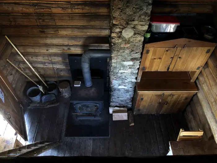 LITTLE BEAR CABIN photo 2