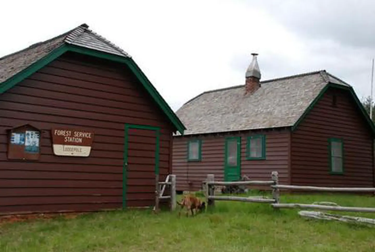 LODGEPOLE GUARD STATION photo 4