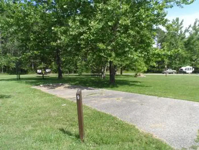 LOGGERS LAKE CAMPGROUND photo 2