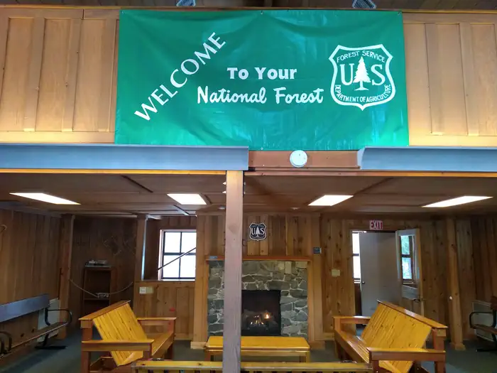 LOON LAKE CHALET photo 3