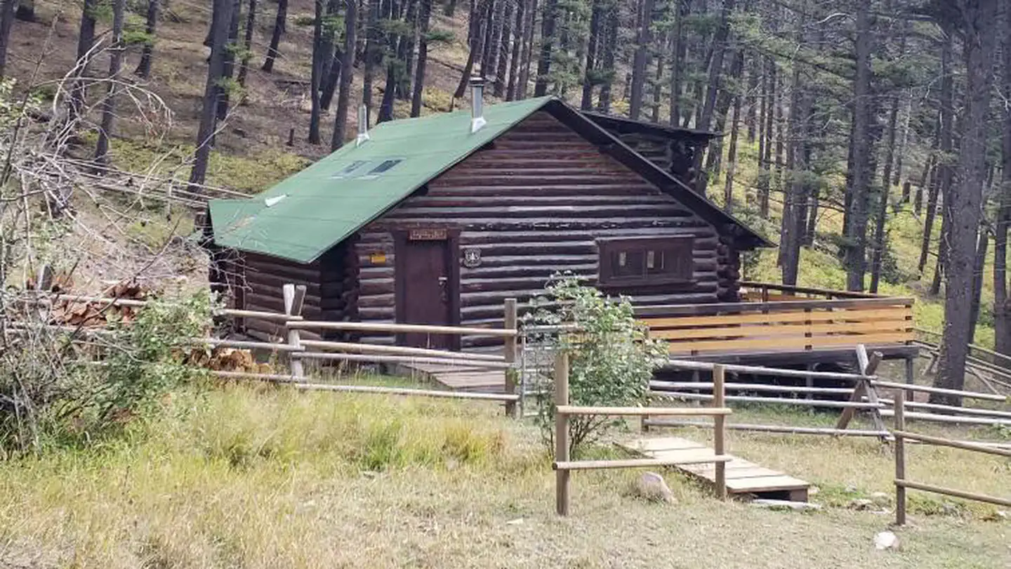 Lost Horse Cabin photo