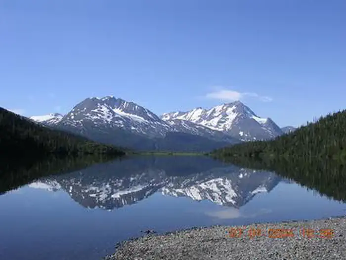 LOWER PARADISE LAKE CABIN photo 5