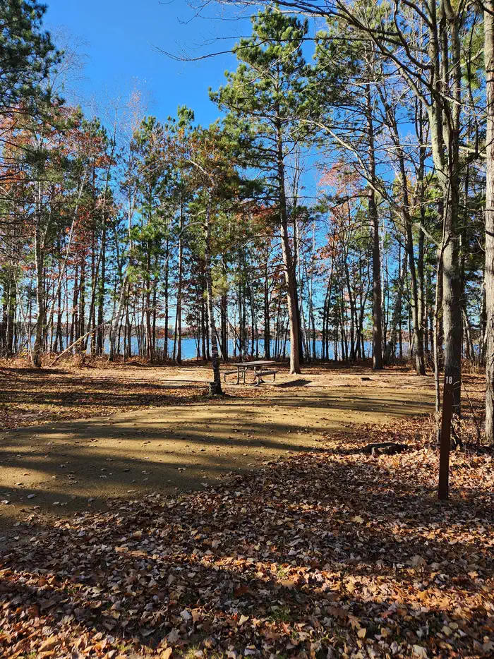 Mabel Lake photo 3