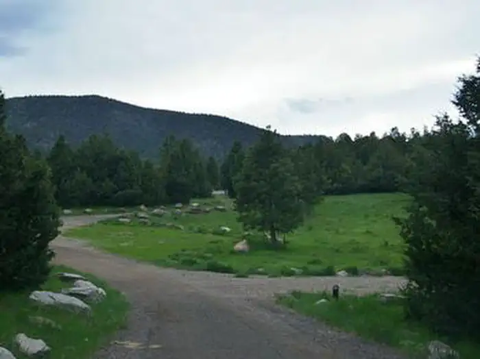 MAHOGANY COVE CAMPGROUND photo 2