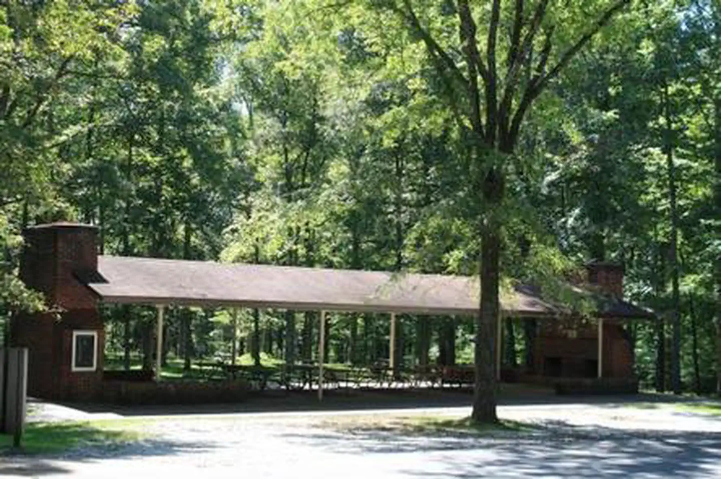MAMMOTH PICNIC SHELTERS photo 4