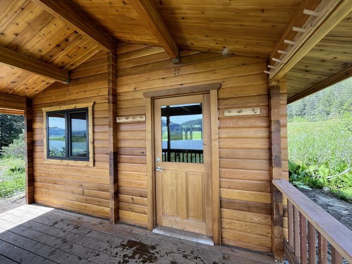 MARTIN LAKE CABIN photo 3
