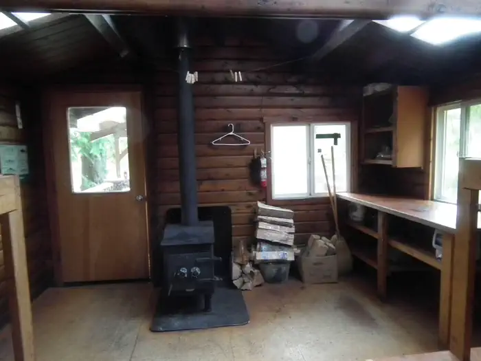 MCDONALD LAKE CABIN photo 3