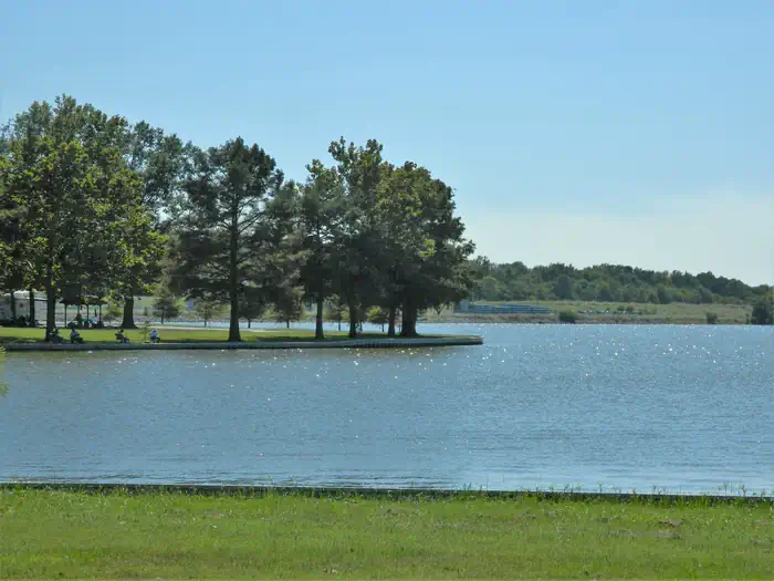 MERRISACH LAKE photo 5