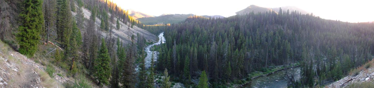 Middle Fork Of The Salmon (4 Rivers) photo