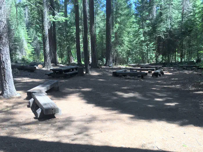 MIDDLE MEADOWS photo 3
