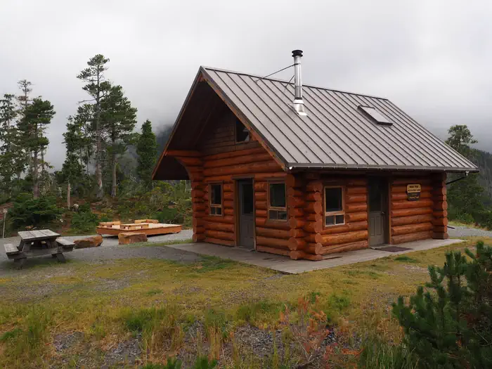 MIDDLE RIDGE CABIN photo 5