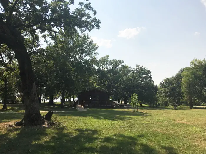 MINER'S RETREAT ENCLOSED SHELTER (IA) photo