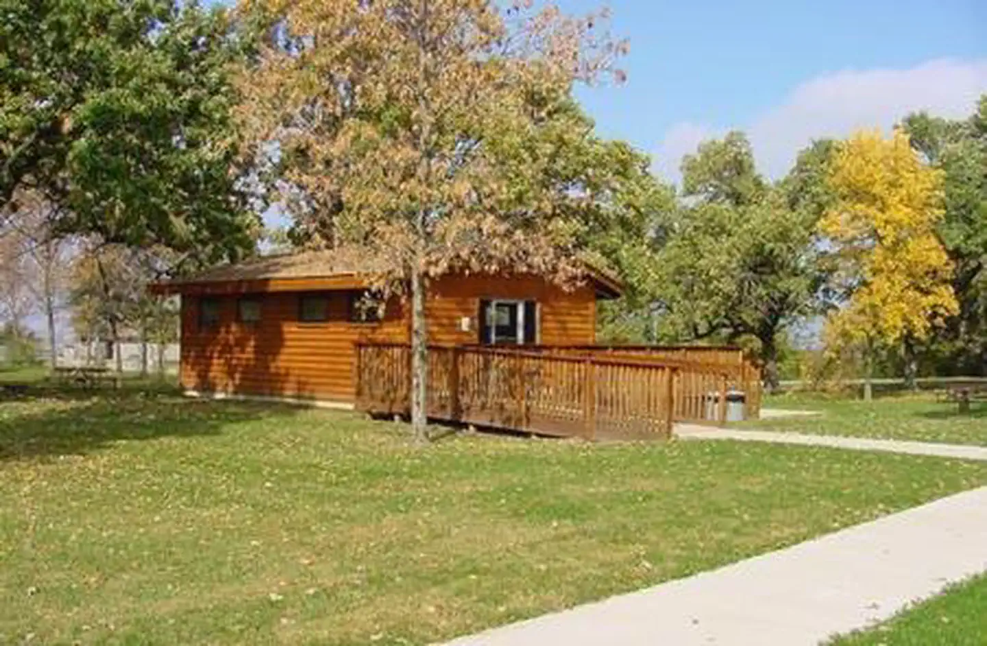 MINER'S RETREAT ENCLOSED SHELTER (IA) photo 2