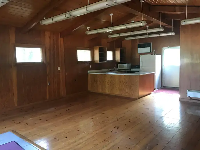 MINER'S RETREAT ENCLOSED SHELTER (IA) photo 3