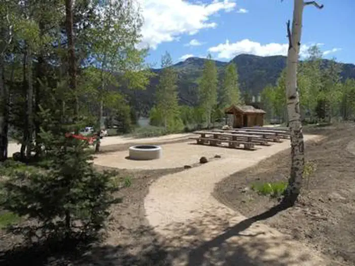 MOON LAKE GROUP CAMPGROUND photo 3