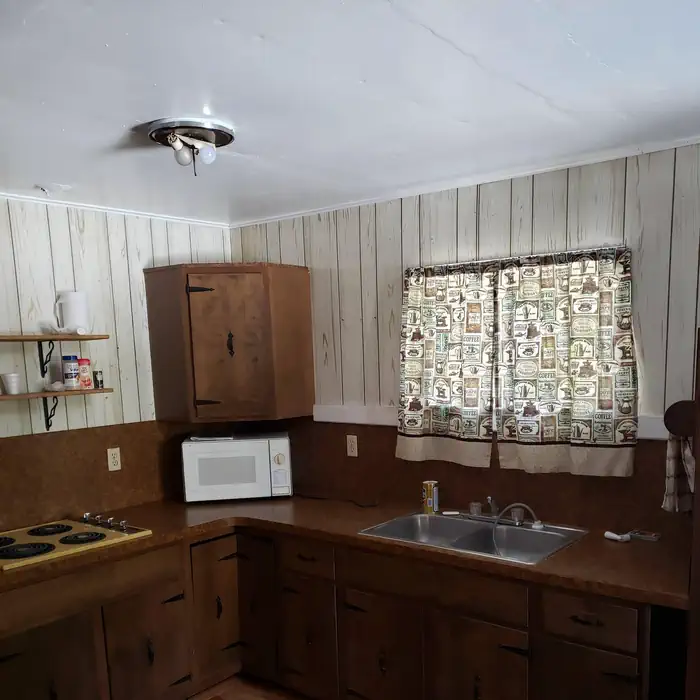 Moon Lake Guard Station photo 5