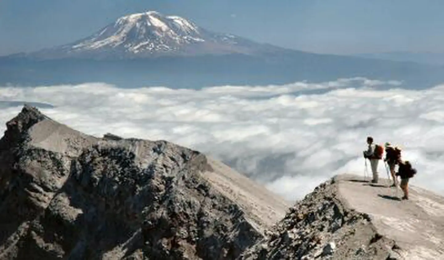 Mount St. Helens photo 4