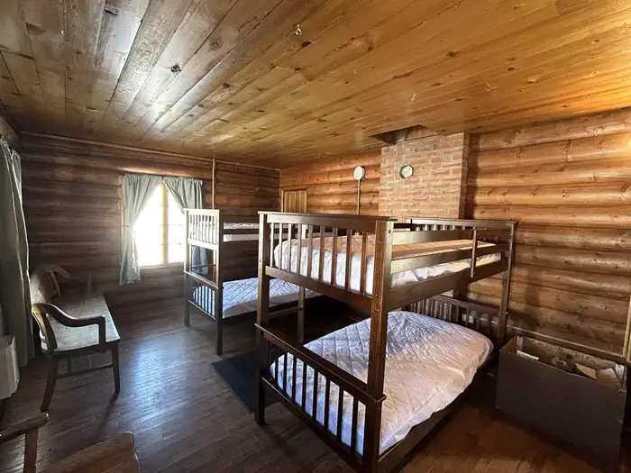 MUDDY GUARD CABIN photo 3