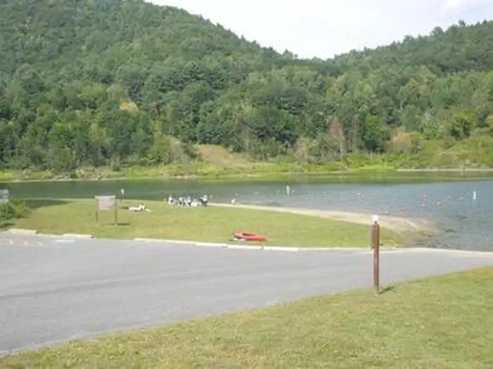 NORTH HARTLAND LAKE BEACH (VT) photo 3